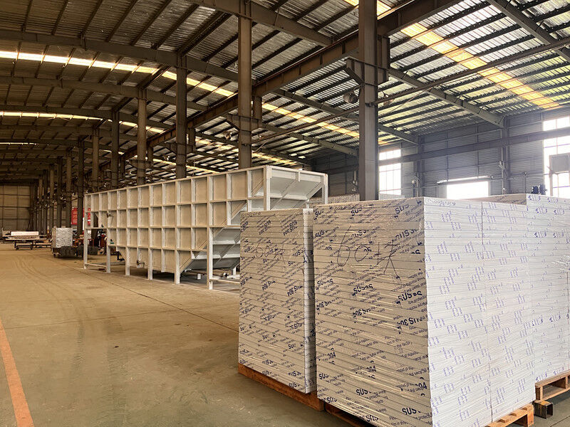 Zhejiang Huier Coating Environmental Protection Equipment Co., Ltd производственная линия производителя